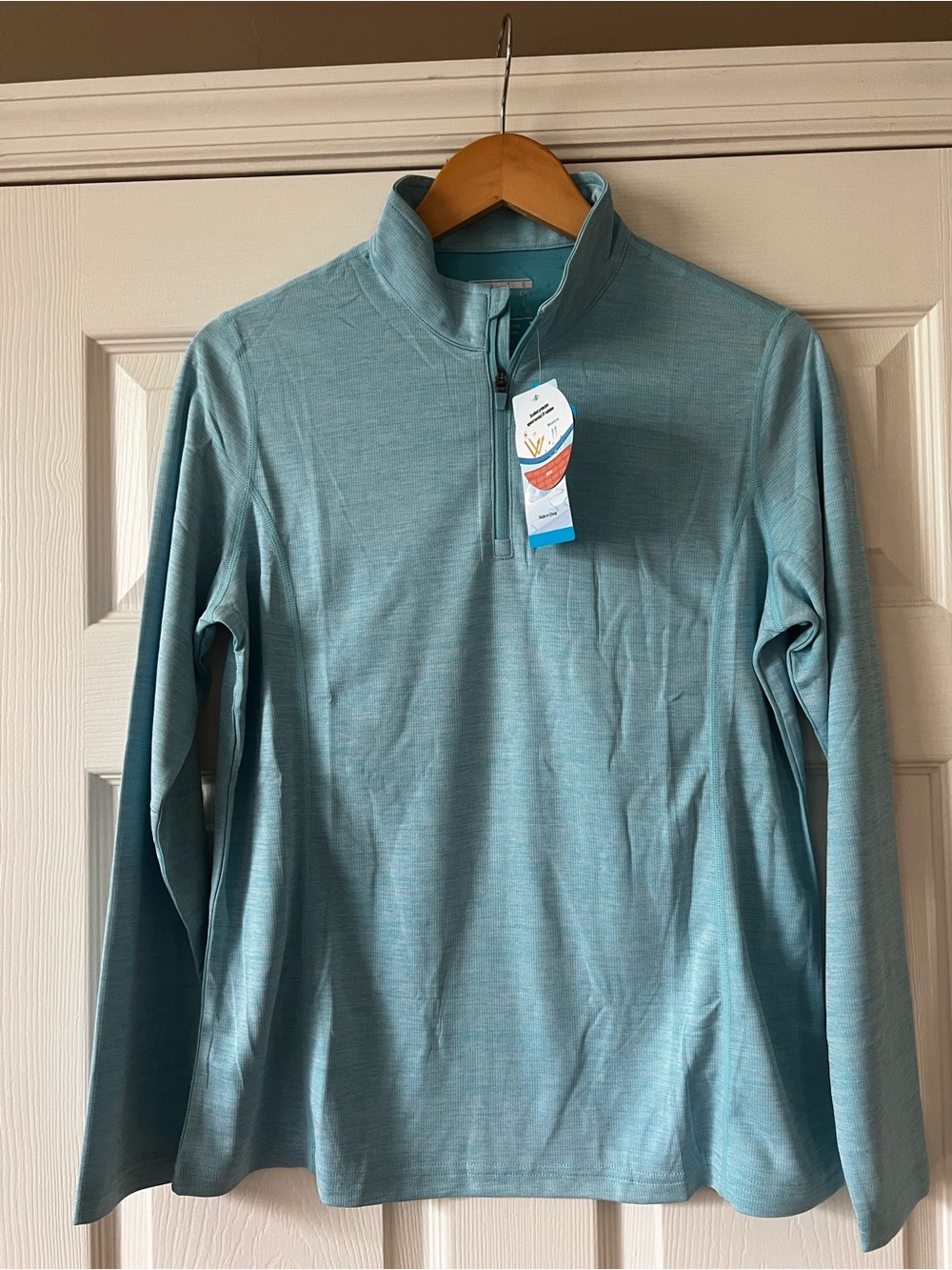 Women’s Light Blue Quarter-Zip Performance Top Size M